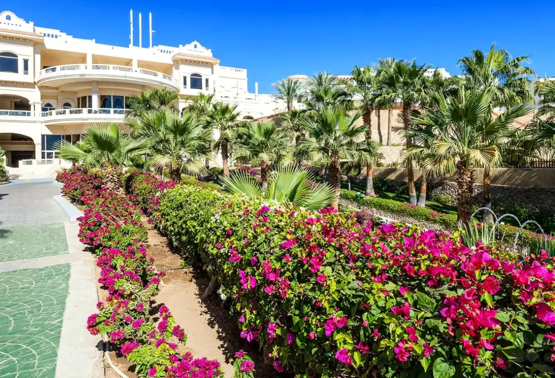 Obiekt hotelu Continental Plaza Beach Resort