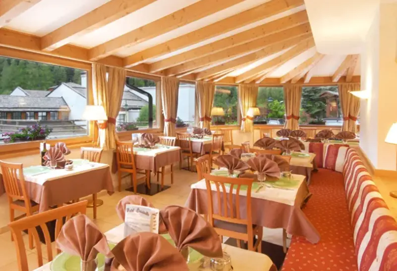 Restauracja i jedzenie w hotelu Cristallo (Pejo)
