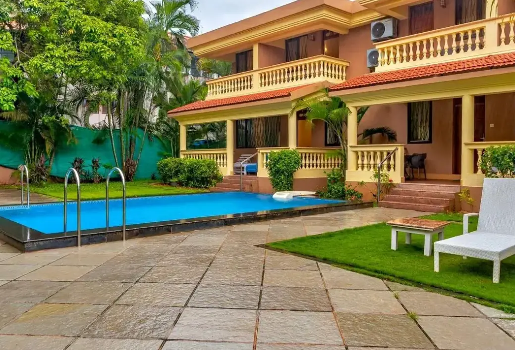 Hotel De Mandarin Beach Resort Suites & Villas w Indie (Goa) - oferta last minute