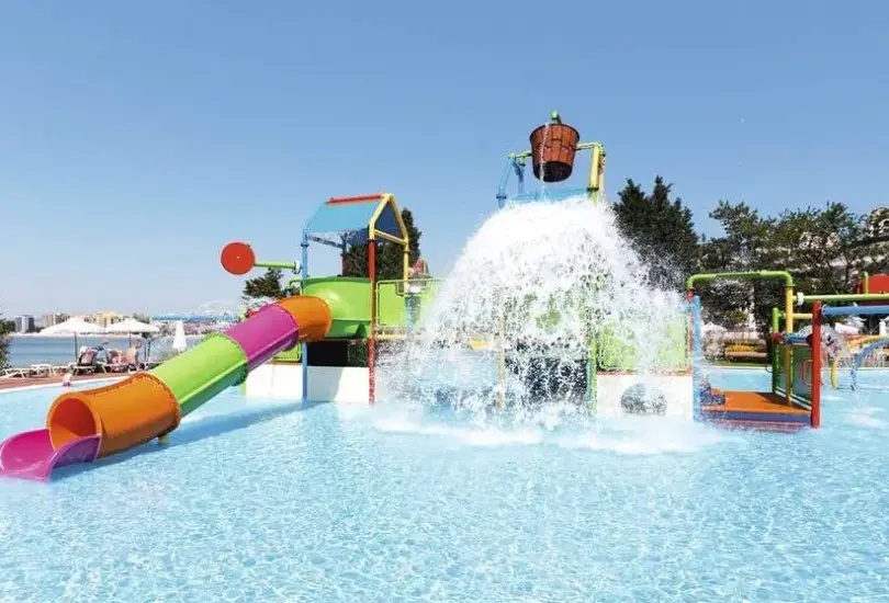 Basen w hotelu Dreams Sunny Beach Resort & Spa (ex. Riu Helios Paradise)