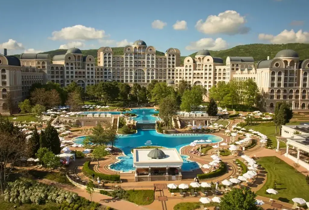 Hotel Dreams Sunny Beach Resort & Spa (ex. Riu Helios Paradise)