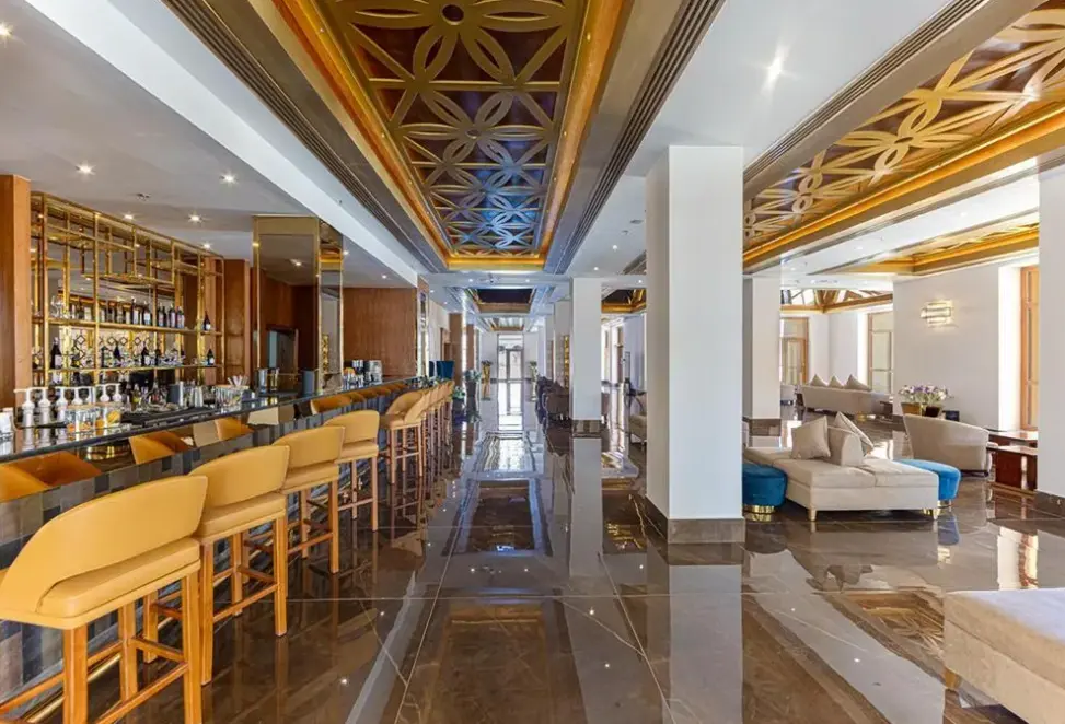 Lobby hotelu El Kasr Red Sea
