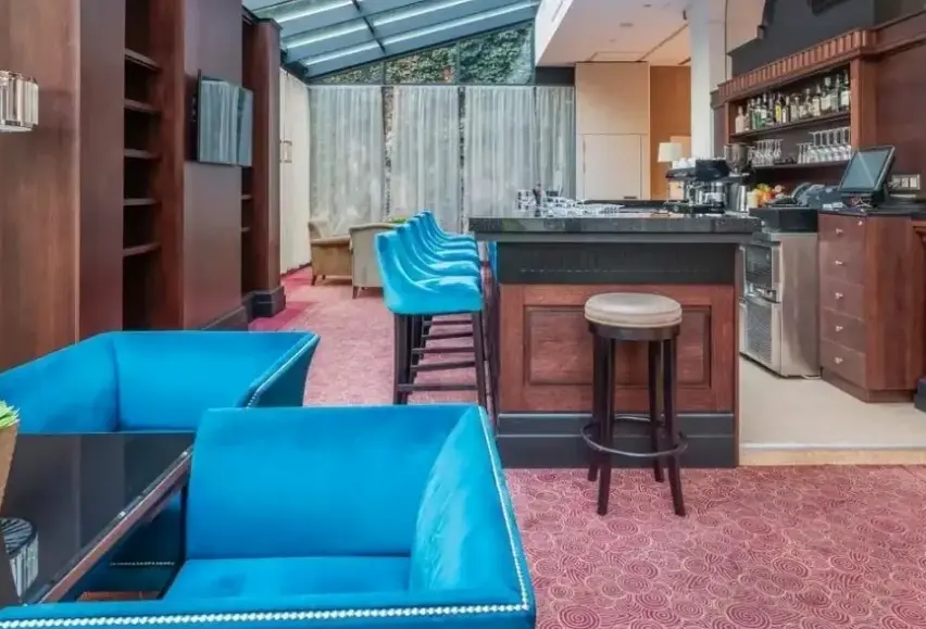 Restauracja i jedzenie w hotelu Eurostars Danube Budapest