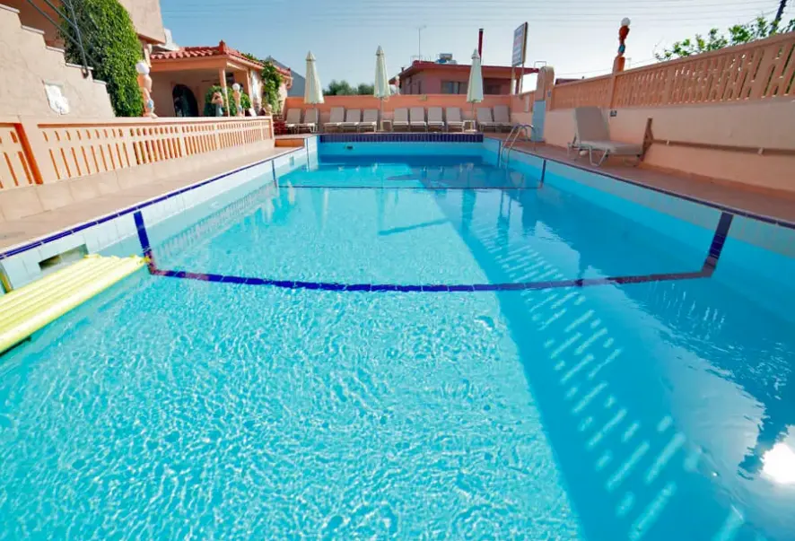Hotel Evina Rooms & Suites