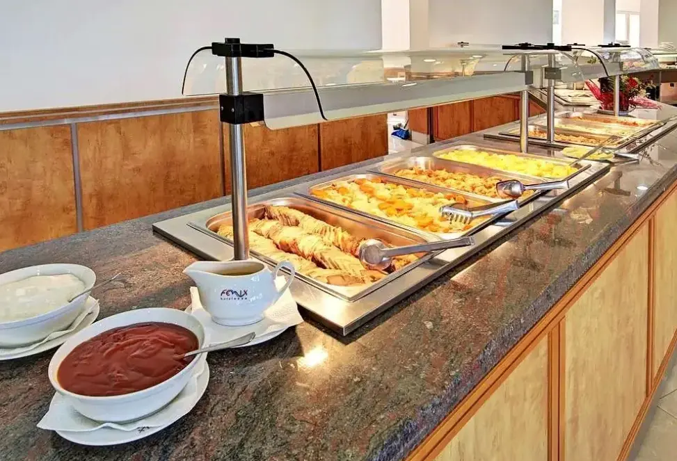 Restauracja i jedzenie w hotelu Fenix (Sunny Beach)