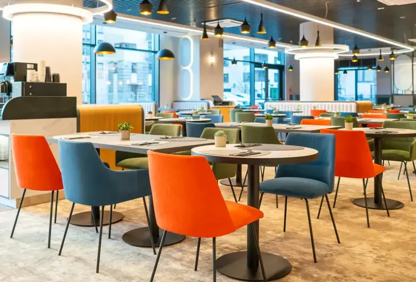 Restauracja i jedzenie w hotelu Focus Premium Warszawa