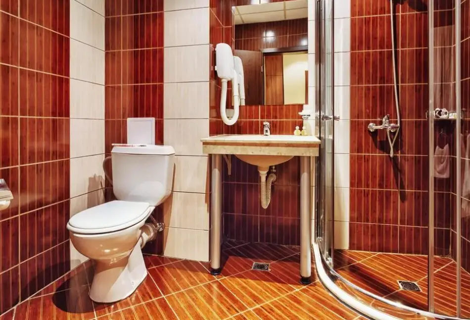 Łazienka w pokoju hotelu Forum (Sunny Beach)