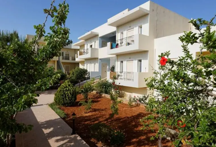 Hotel Fotis Studios Apartments