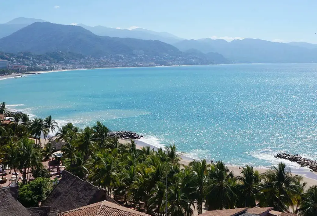 Widok z hotelu Friendly Fun Different Experiences (Puerto Vallarta)
