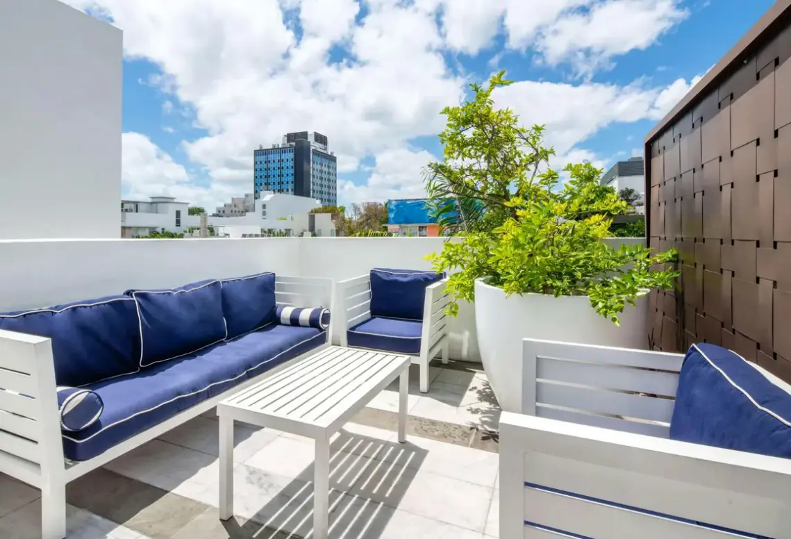 Widok z hotelu Gale South Beach
