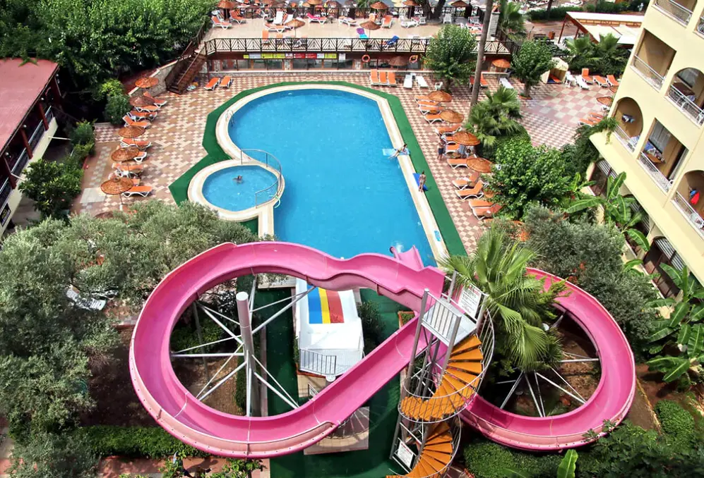 Basen w hotelu Gölmar Beach (Marmaris)