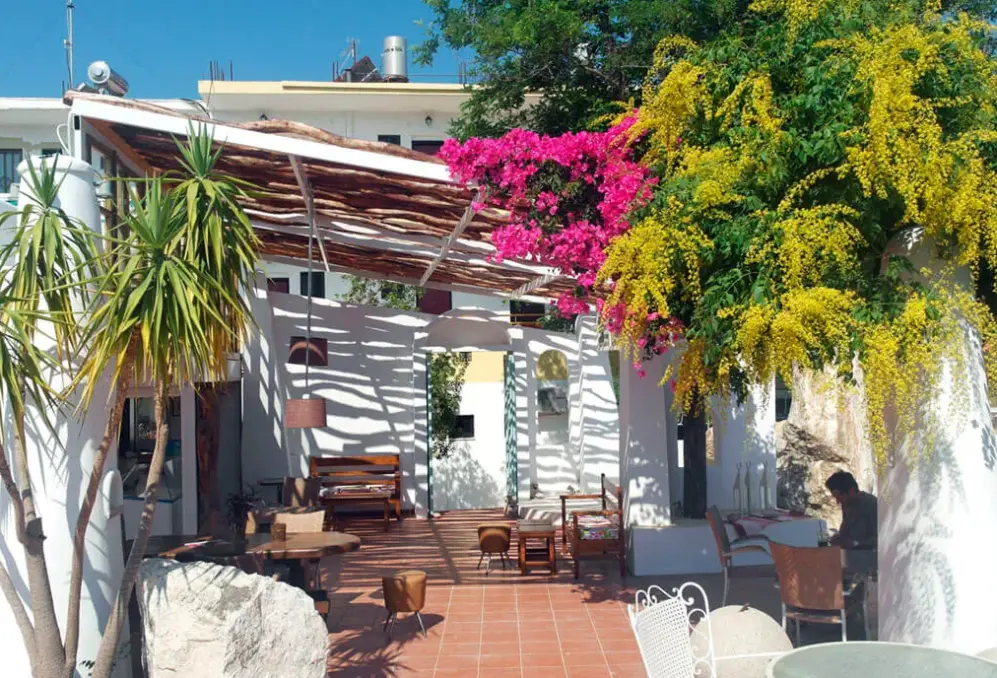 Restauracja i jedzenie w hotelu Gorgona (Faliraki)