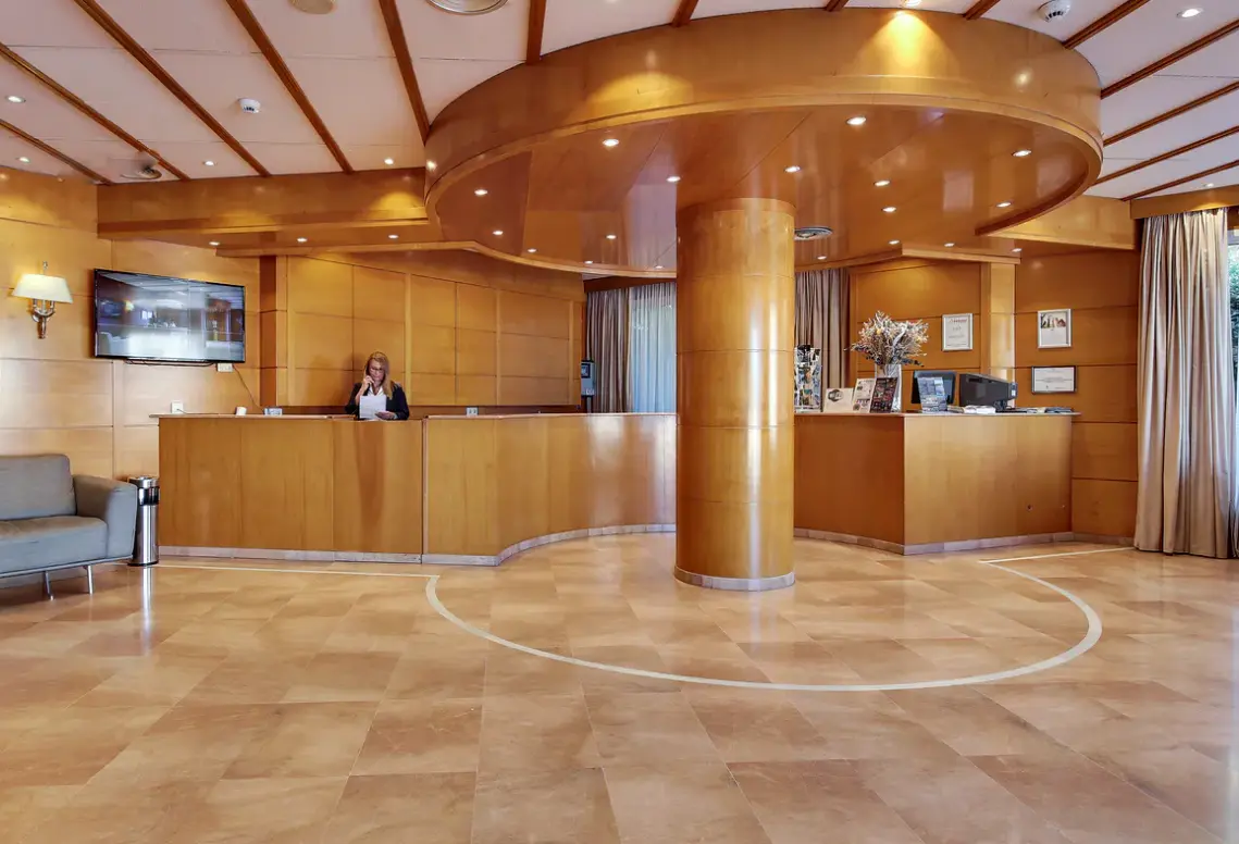Lobby hotelu Gran Garbi Mar (Lloret de Mar)