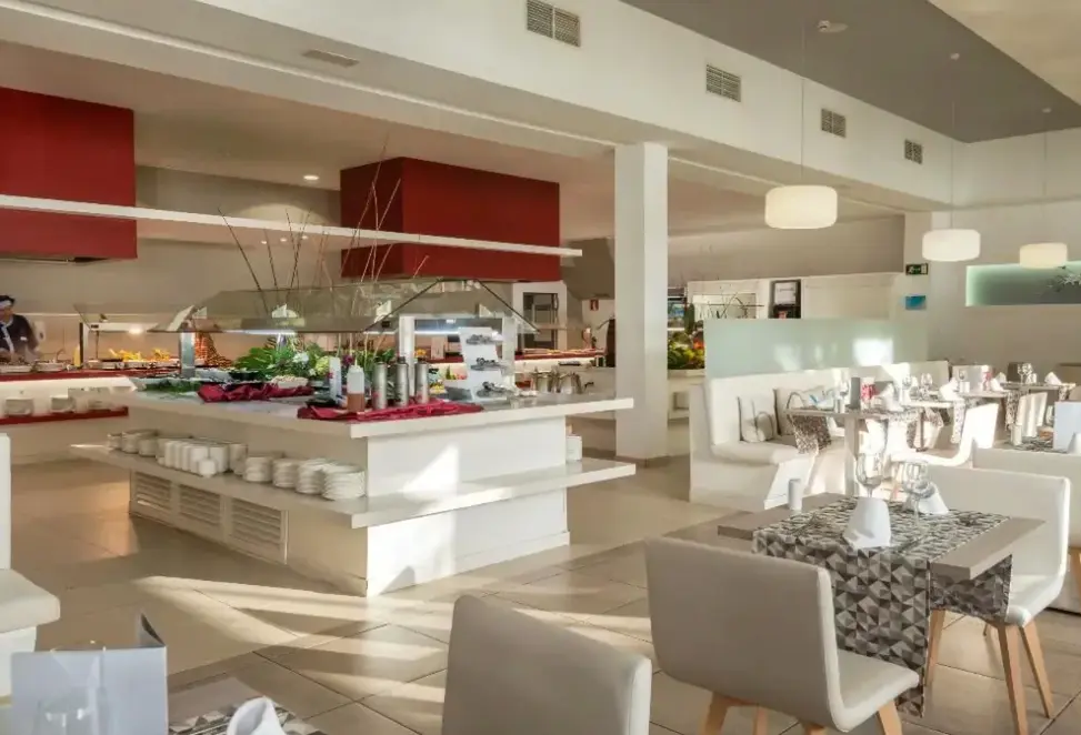 Restauracja i jedzenie w hotelu Hovima Cool Costa Adeje (ex Luabay)