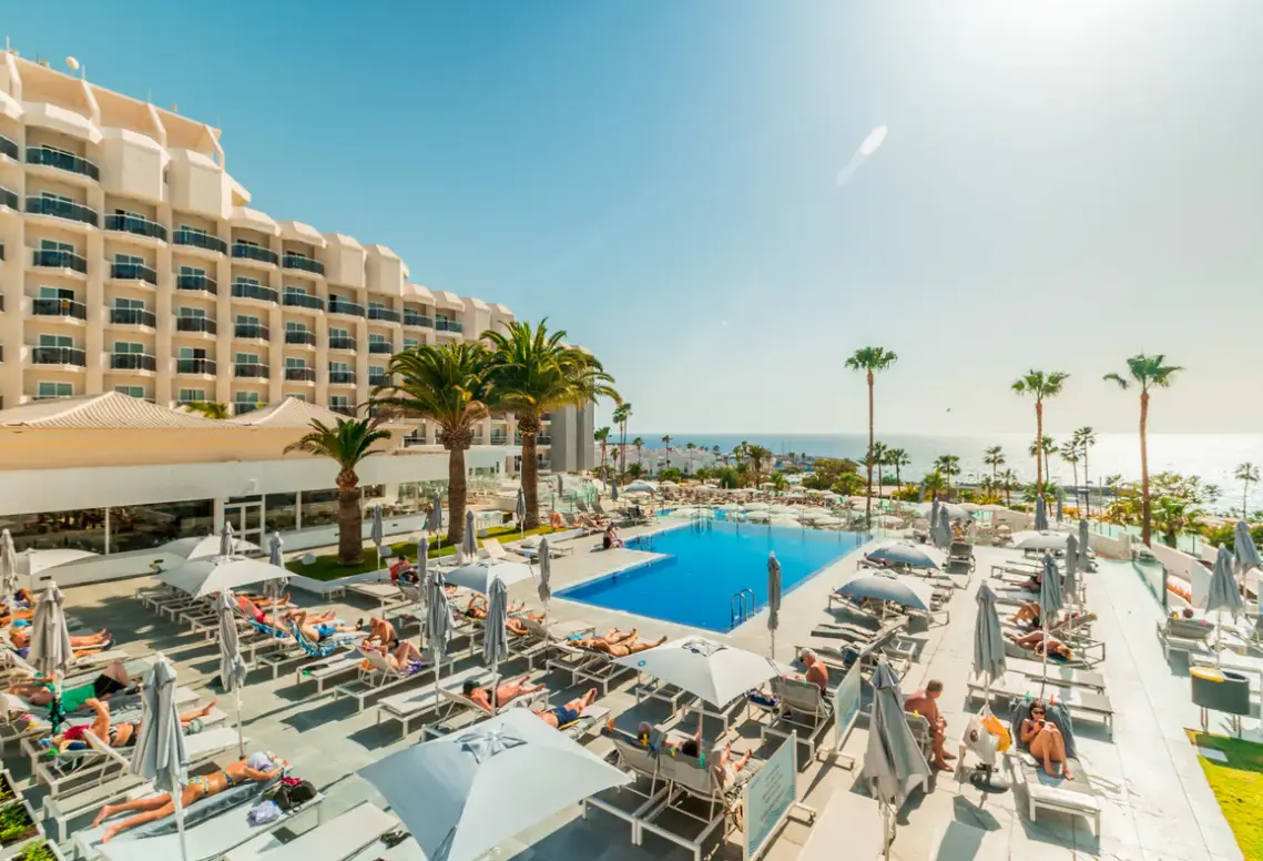 Basen w hotelu Hovima Cool Costa Adeje (ex Luabay)