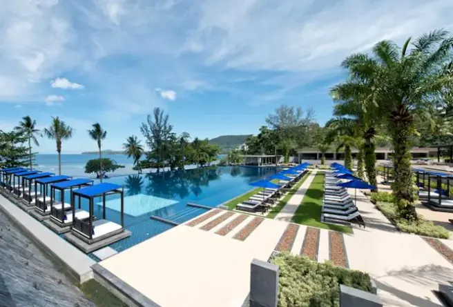 Basen w hotelu Hyatt Regency Phuket Resort