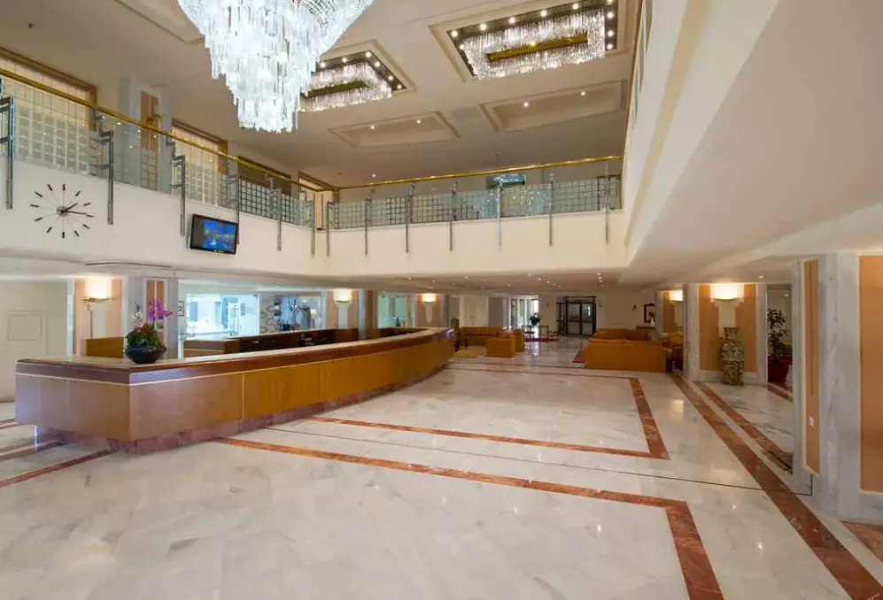 Lobby hotelu Iberostar Creta Panorama & Mare