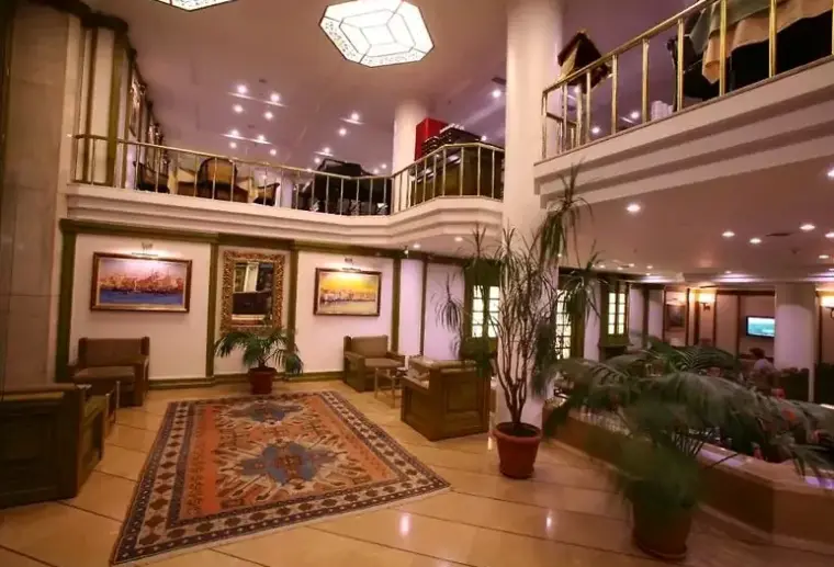 Lobby hotelu Istanbul Royal