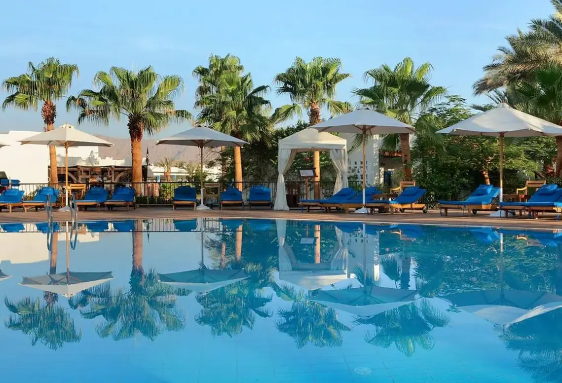 Basen w hotelu Jaz Fayrouz Resort Sharm El Sheikh (ex. Hilton Fayrouz Resort)