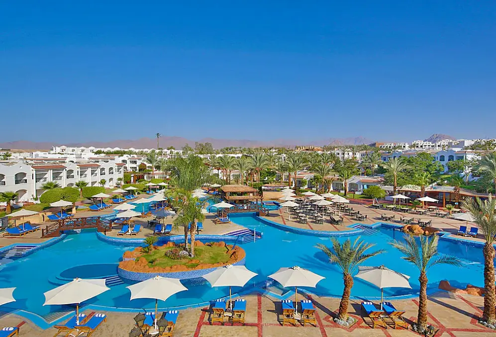 Basen w hotelu Jaz Sharm Dreams Resort
