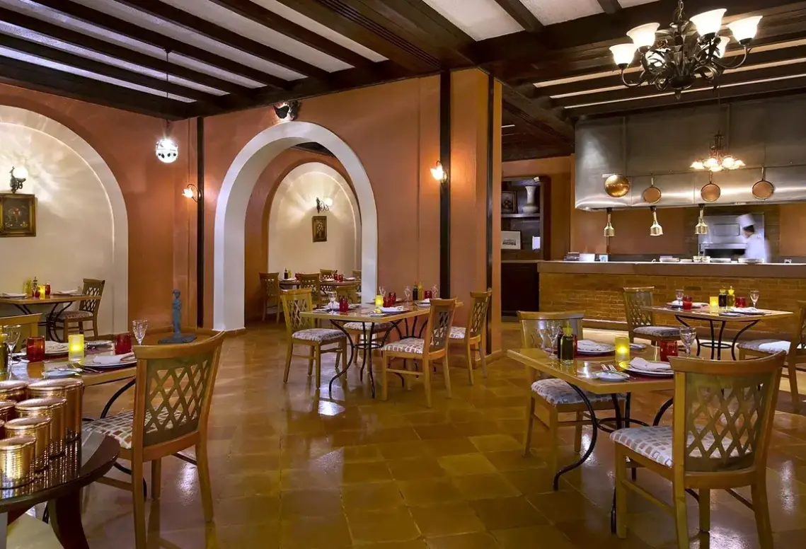 Restauracja i jedzenie w hotelu Jaz Sharm Dreams Resort