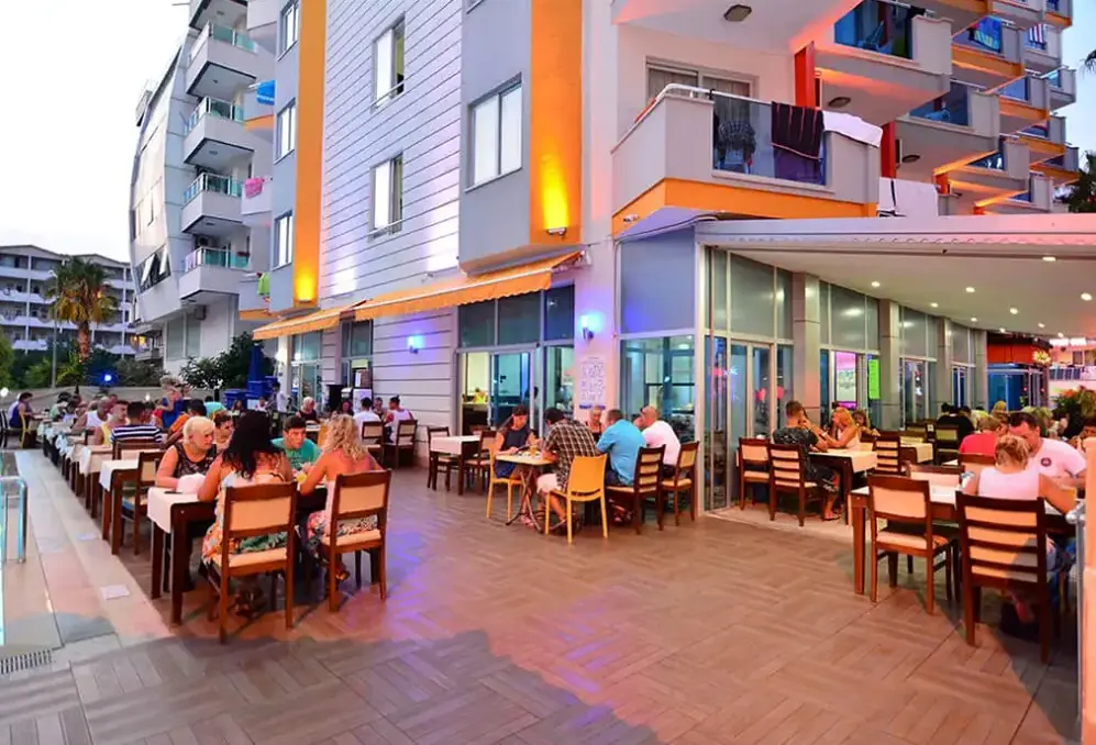 Restauracja i jedzenie w hotelu Kleopatra Arsi (ex. Kleopatra Inn)