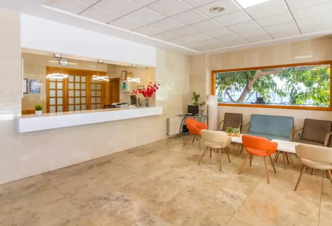 Restauracja i jedzenie w hotelu La Era Park