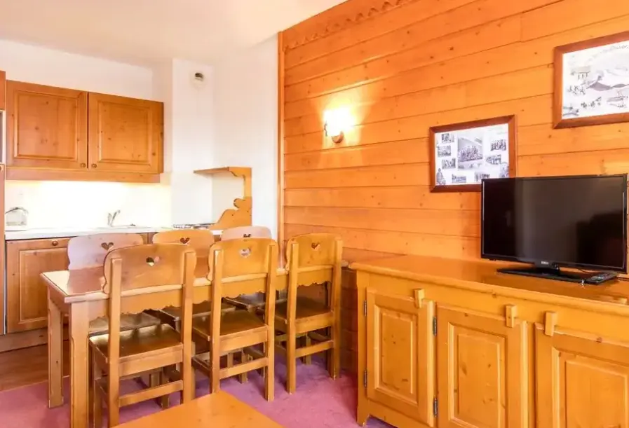 Restauracja i jedzenie w hotelu La Turra