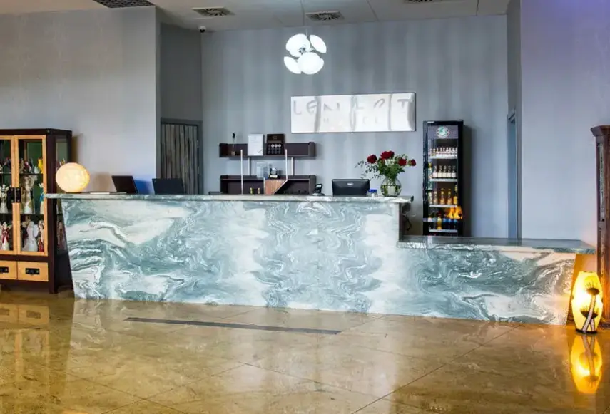 Lobby hotelu Lenart