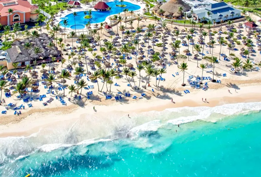 Plaża przy hotelu Luxury Bahia Principe Ambar Don Pablo Collection