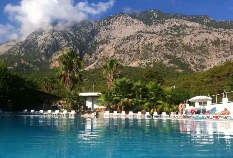 Basen w hotelu Magic Sun (Kemer)
