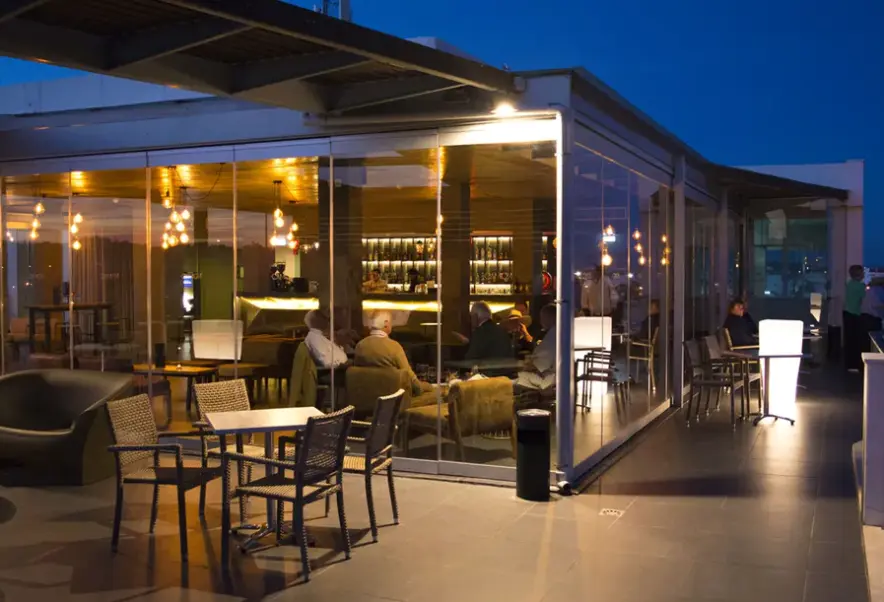 Restauracja i jedzenie w hotelu Maria Nova Lounge (Tavira)