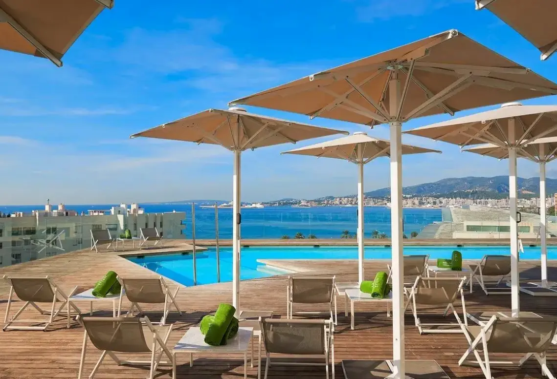 Basen w hotelu Melia Palma Bay (Palacio de Congresos)