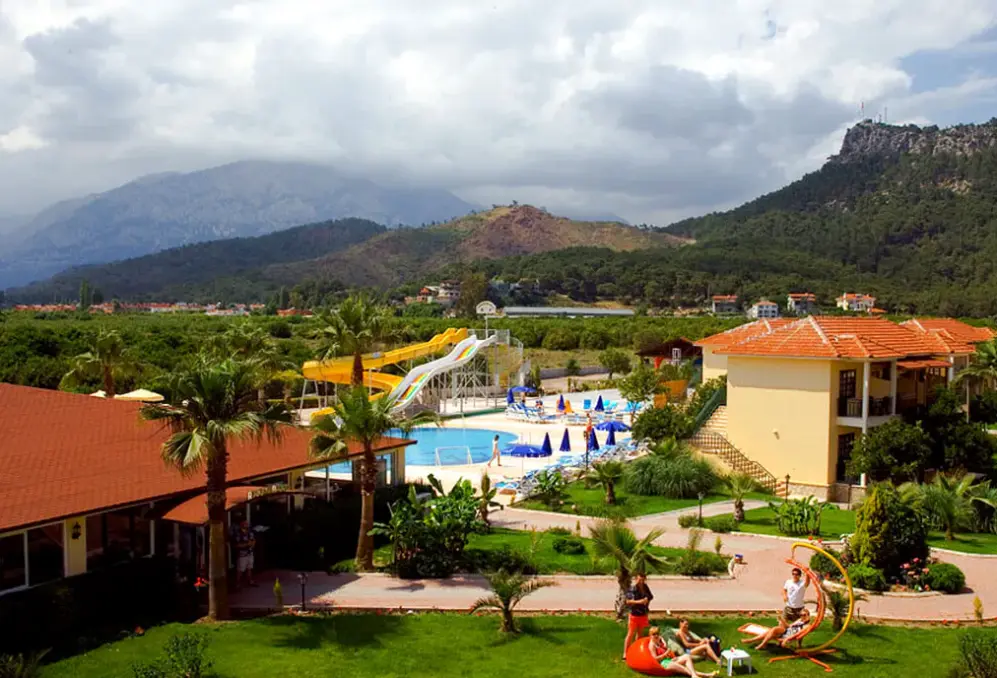 Basen w hotelu Miramor Garden Resort & Spa (ex. Seker Resort)