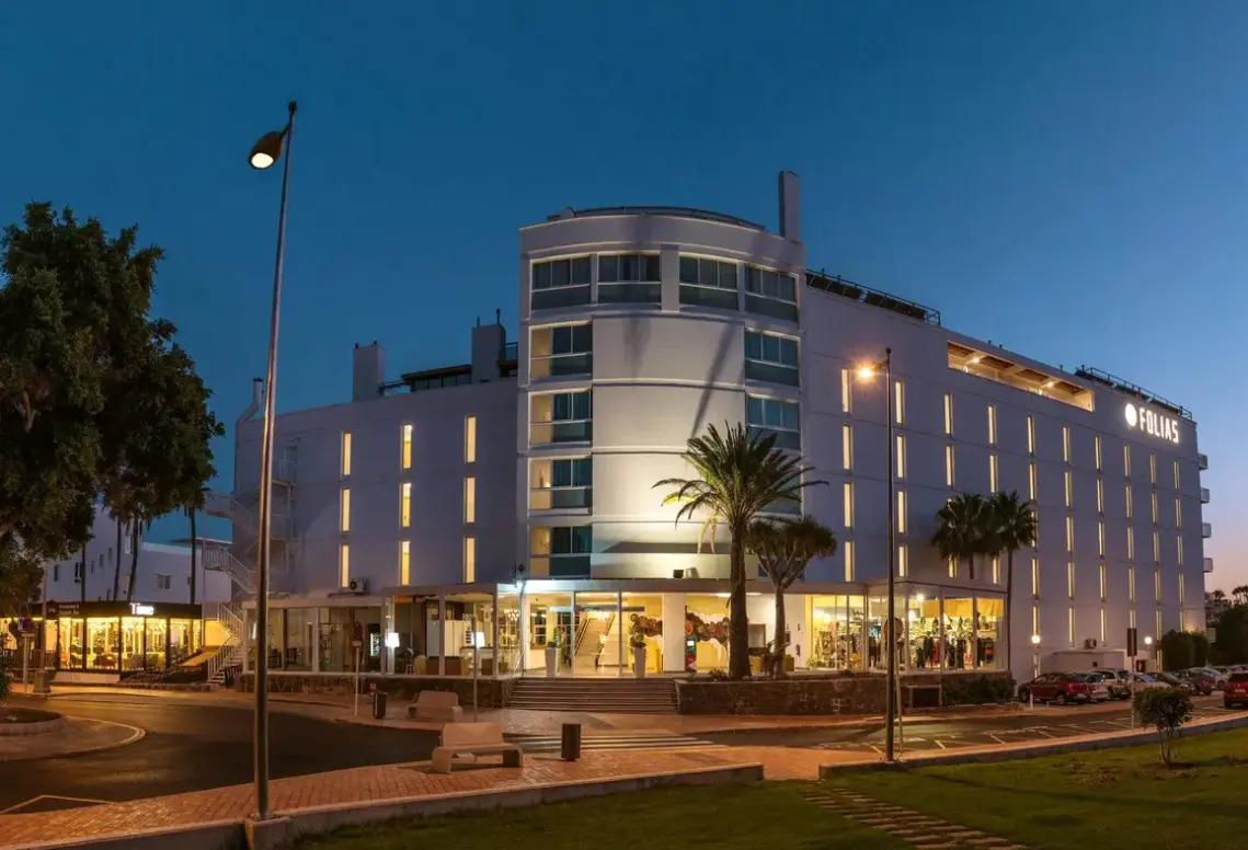 Obiekt hotelu New Folias (ex. Aparthotel Folias)