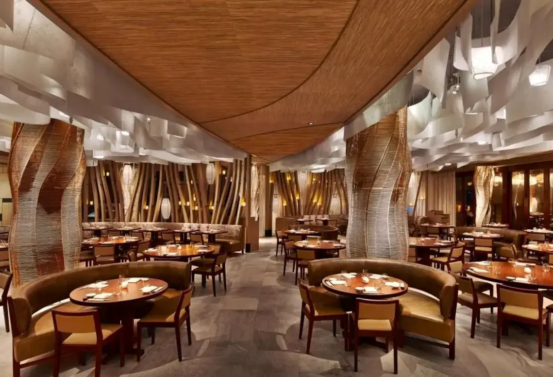 Restauracja i jedzenie w hotelu Nobu Miami Beach