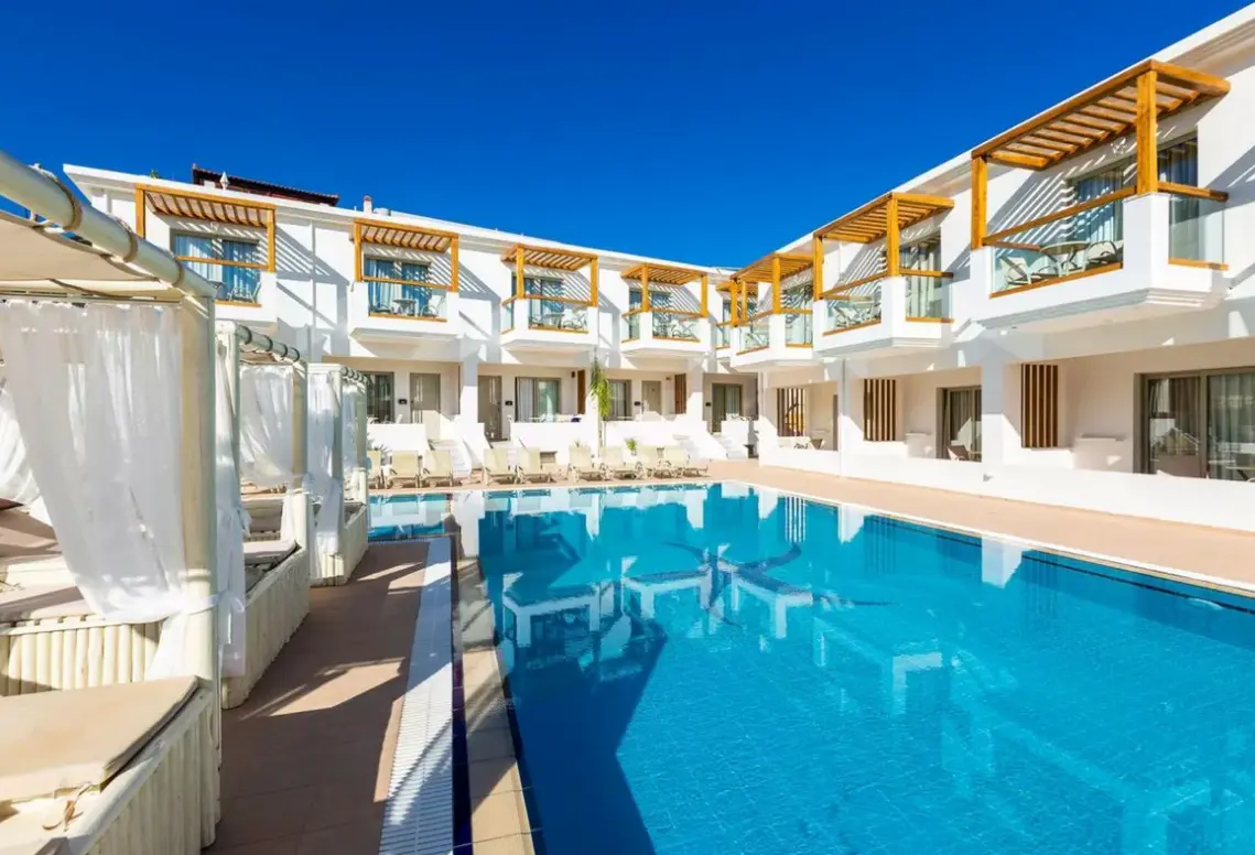 Hotel Nostos Beach Boutique