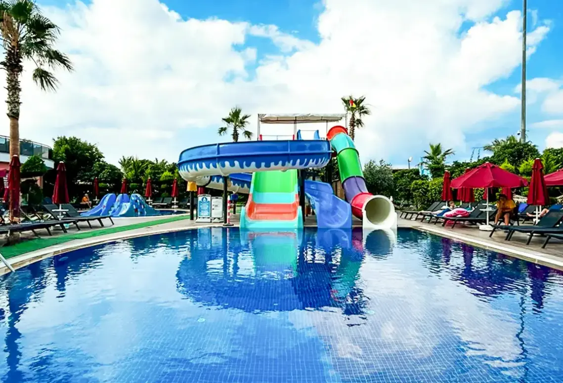 Basen w hotelu Nox Inn Deluxe (ex Nox Inn Beach Resort & Spa)
