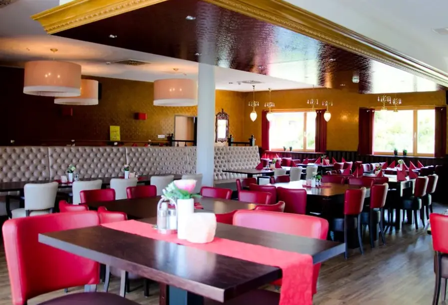 Restauracja i jedzenie w hotelu Obertraun Resort