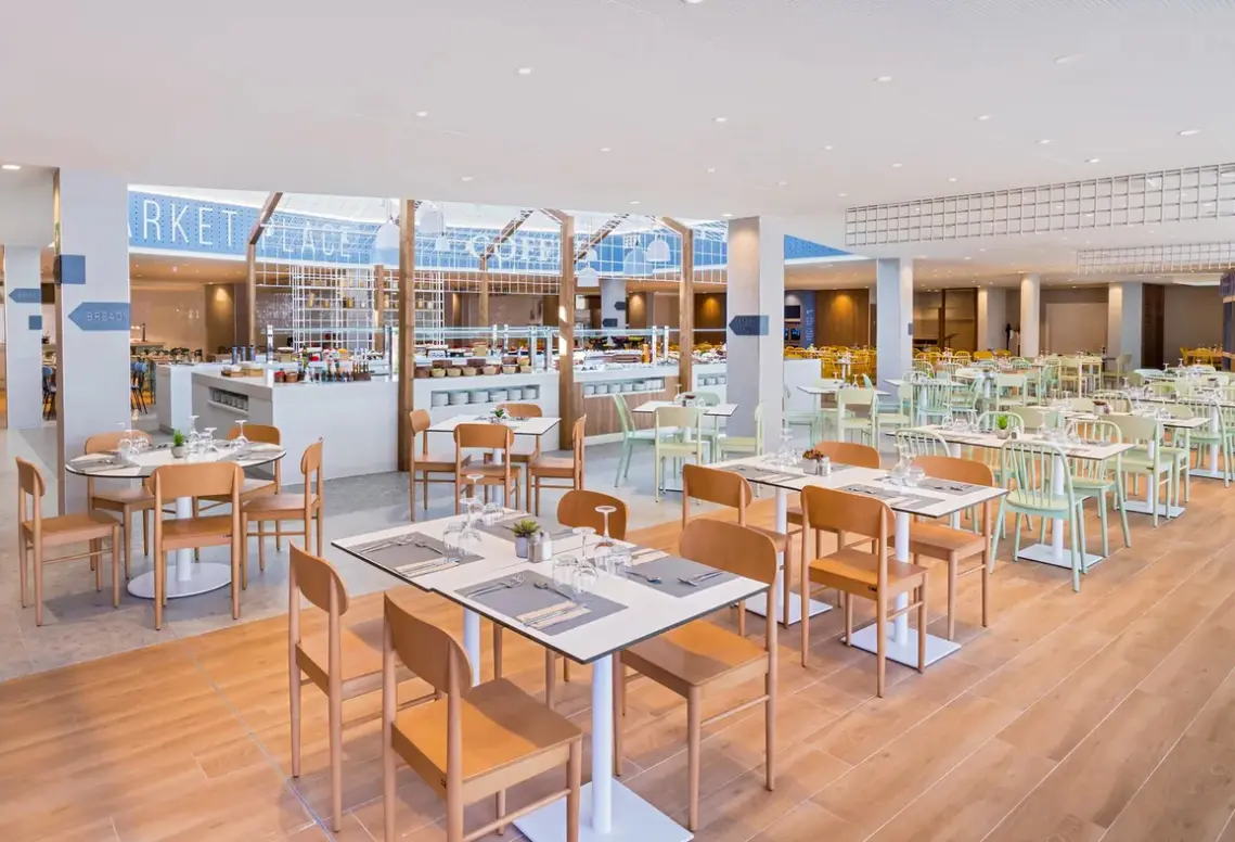 Restauracja i jedzenie w hotelu Occidental Margaritas (ex. Barcelo)