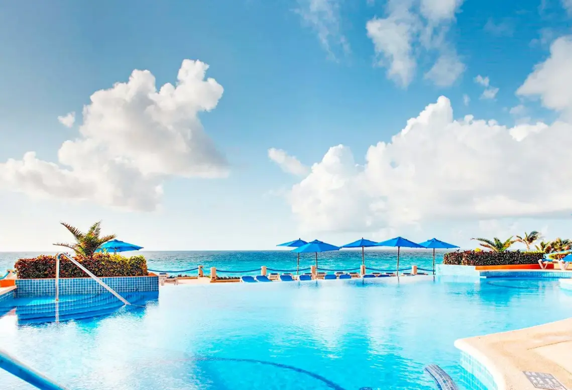 Hotel Occidental Tucancun (ex Barcelo Tucancun Beach) w Meksyk (Cancun) - oferta last minute