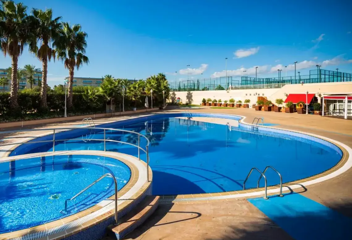Basen w hotelu Ohtels La Hacienda (ex. Gran Hotel La Hacienda)