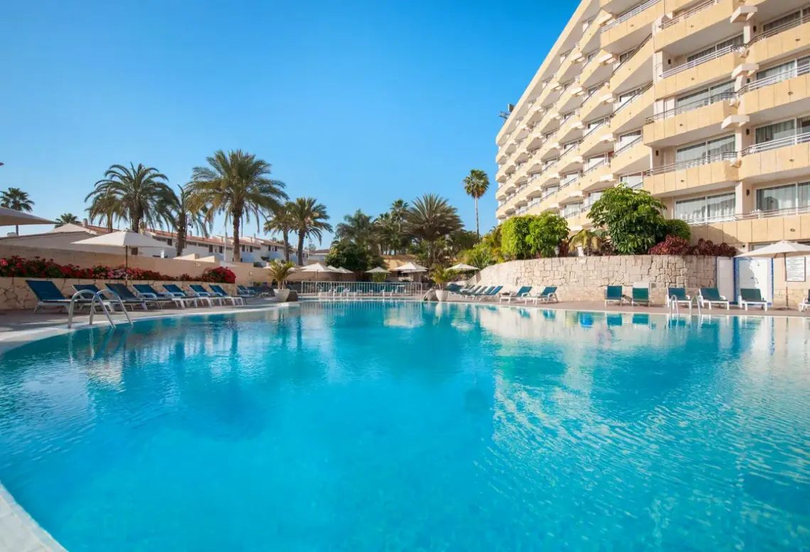 Basen w hotelu Ole Tenerife Tropical (ex Iberostar)