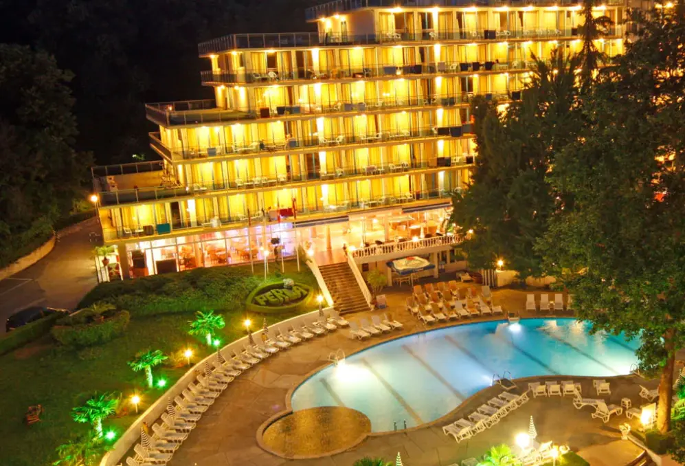 Basen w hotelu Perla (Golden Sands)