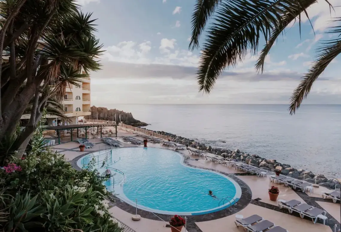 Basen w hotelu Pestana Vila Lido (ex. Pestana Palms)