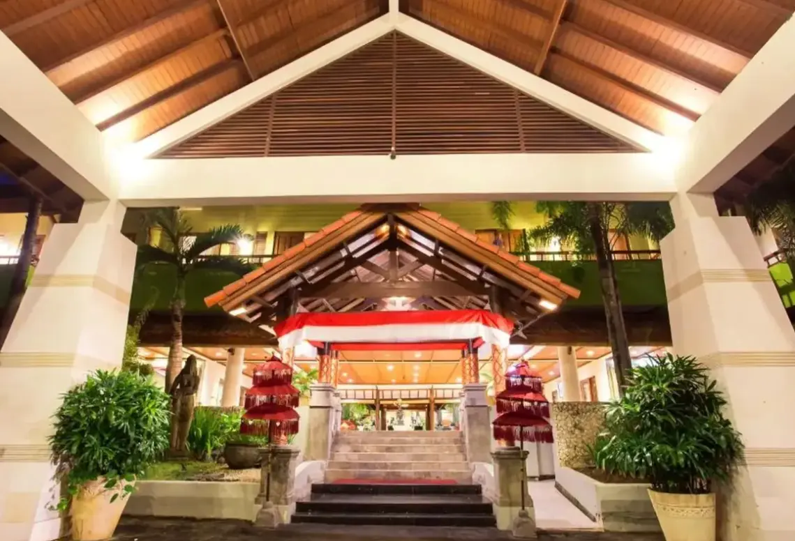 Hotel Plagoo Holiday