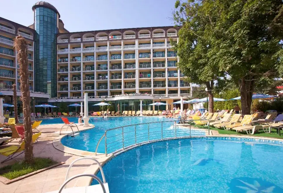 Basen w hotelu Planeta (Sunny Beach)