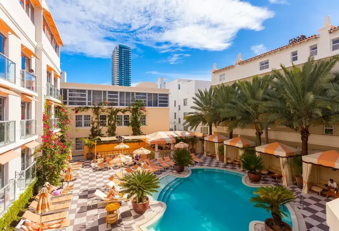 Hotel Plymouth Miami Beach