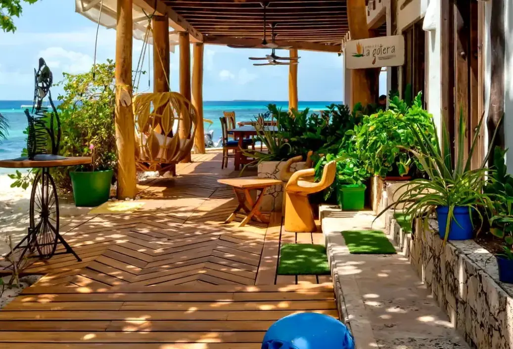 Plaża przy hotelu Posada la Gotera