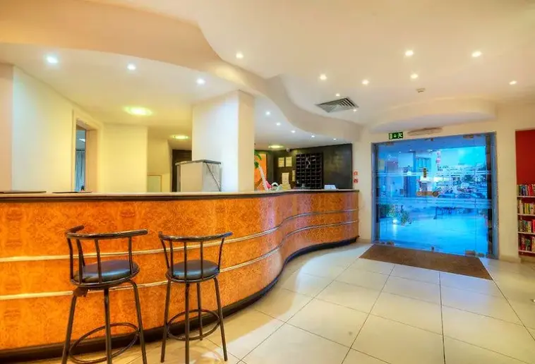 Lobby hotelu Primera (Bugibba)